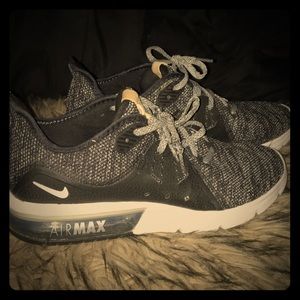 Nike Air Max Running Shoes size 9.5